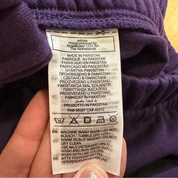 Adidas Women's Essentials 3-Stripes Straight Leg Sweatpants Medium Purple - Picture 4 of 9